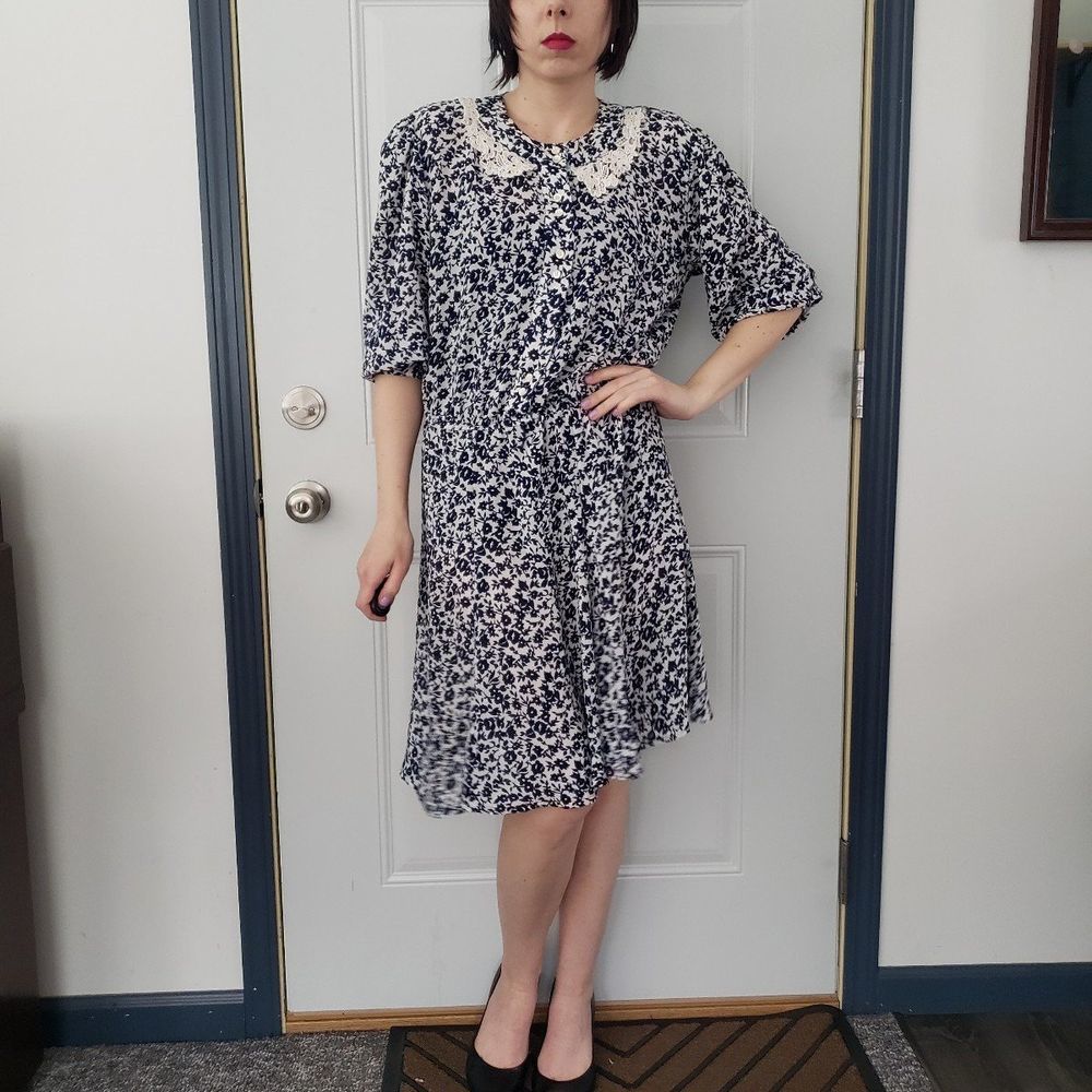 80s Blue and Cream Fliral Day Dress